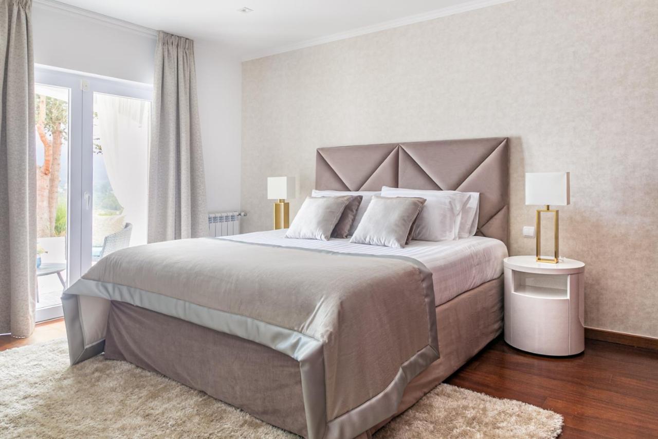 Quinta Da Serra - Luxurious Villa Sintra - Heated Pool & Jacuzzi Ngoại thất bức ảnh