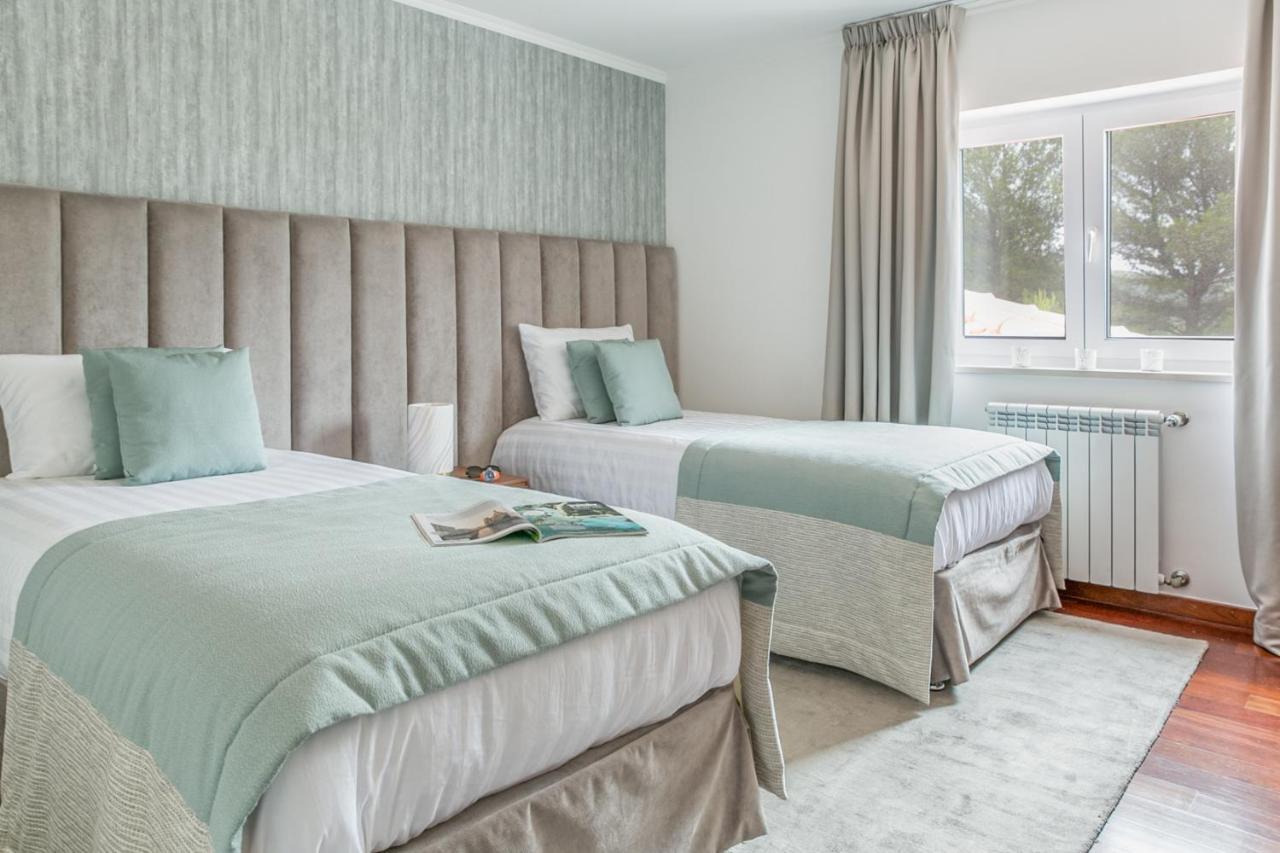 Quinta Da Serra - Luxurious Villa Sintra - Heated Pool & Jacuzzi Ngoại thất bức ảnh