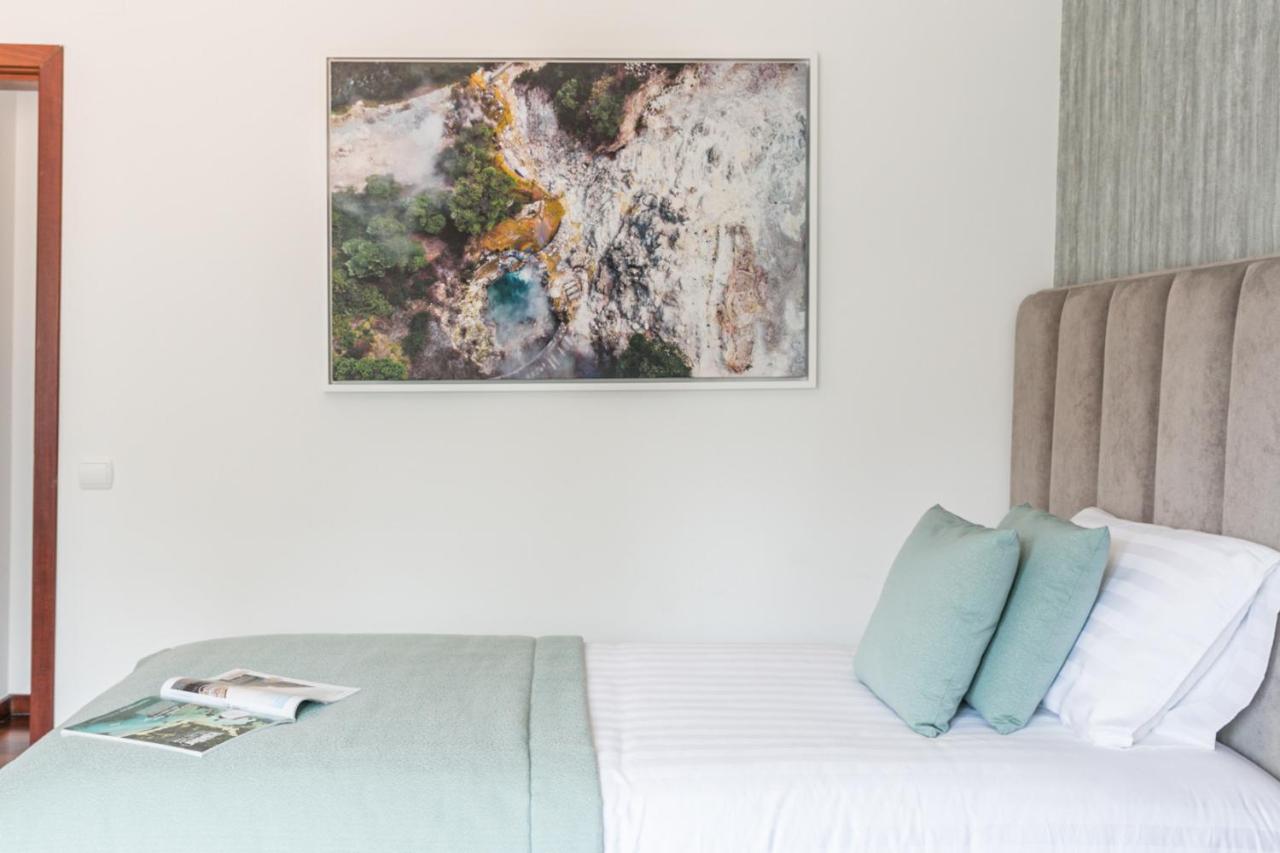 Quinta Da Serra - Luxurious Villa Sintra - Heated Pool & Jacuzzi Ngoại thất bức ảnh